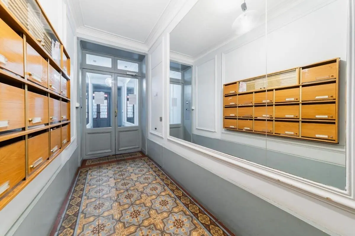 Appartement Au Coeur Paris 9 Moulin Rouge - Flat-Guest 0*,