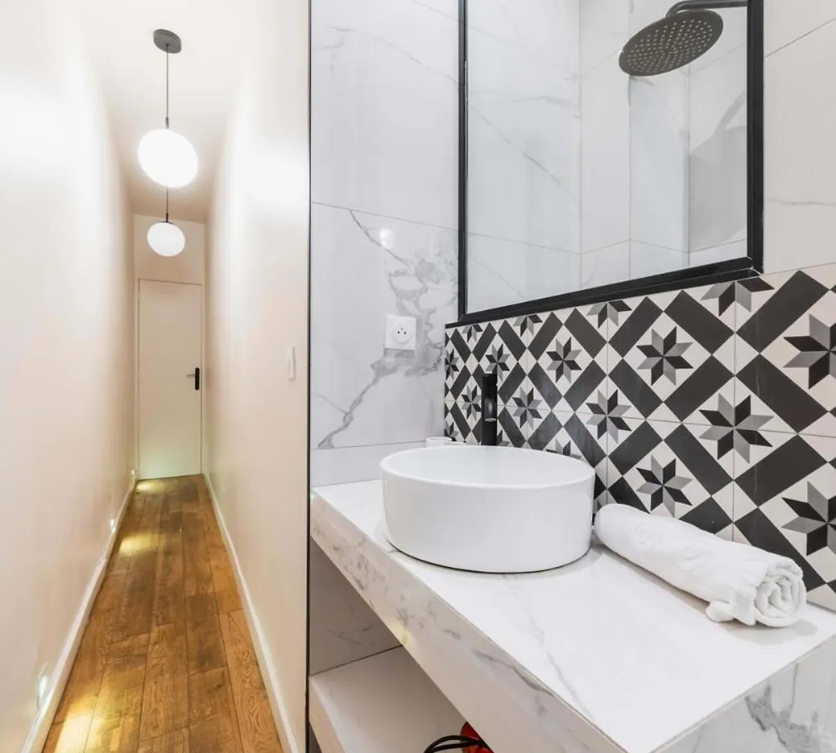 Apartman Appartement Au Coeur Paris 9 Moulin Rouge - Flat-Guest